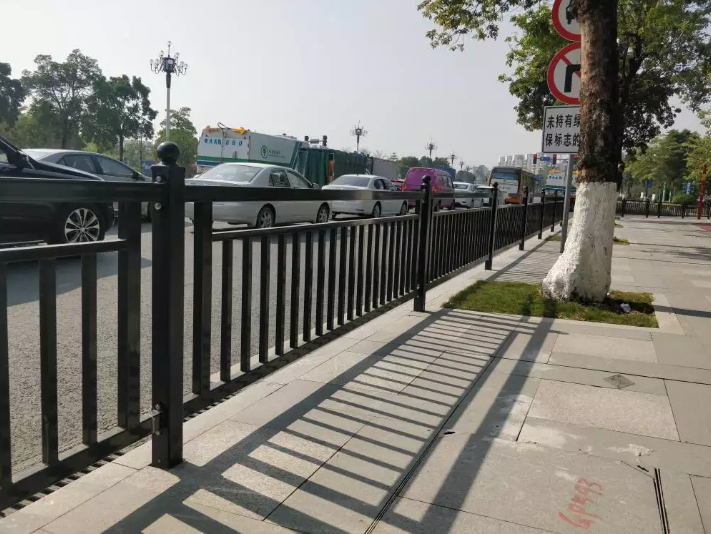 护栏自清洁涂料